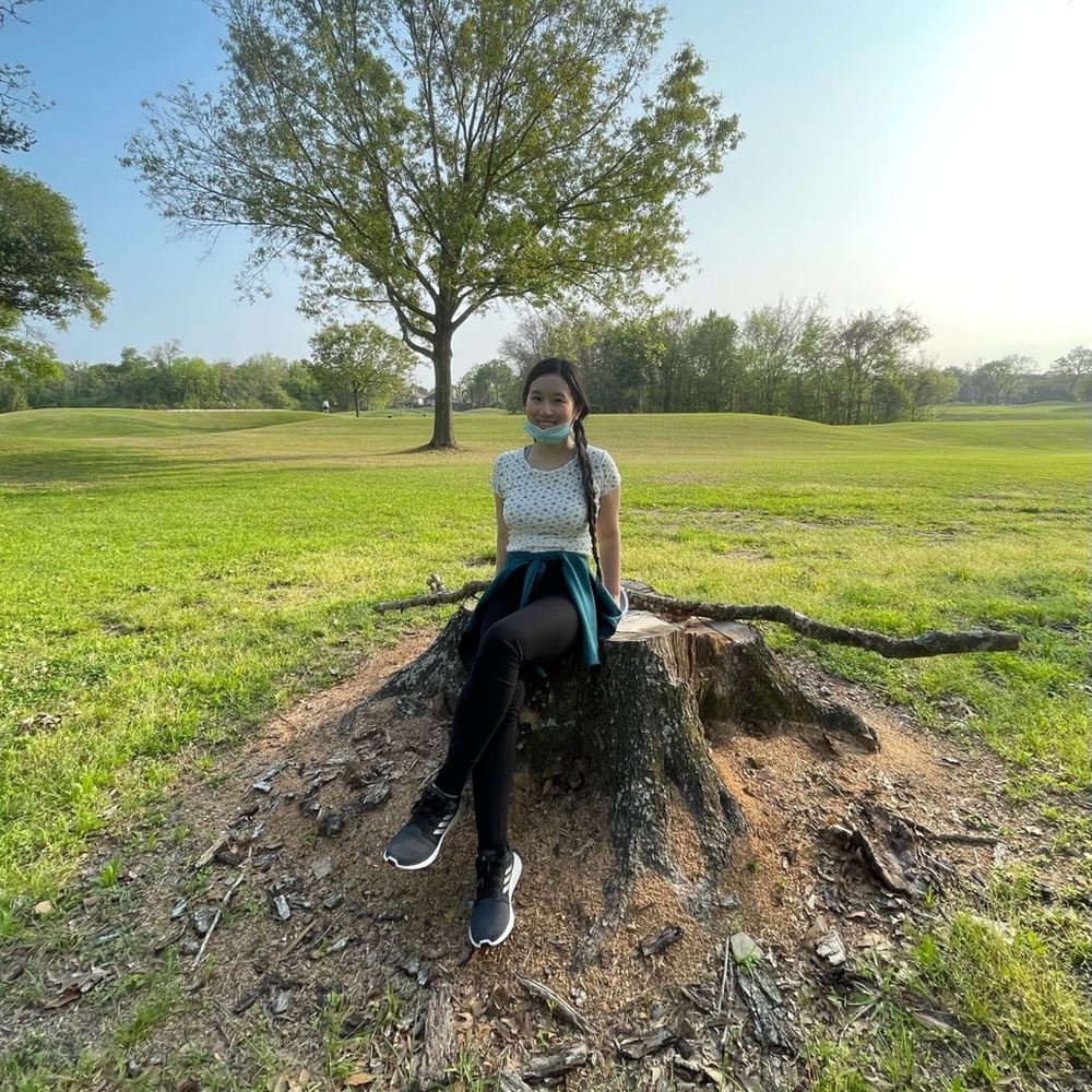 Meet your Posher, Kelly